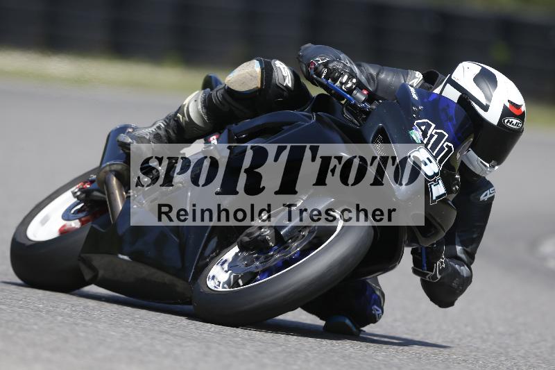 /45 10.08.2025 Plüss Moto Sport ADR/Freies Fahren/411